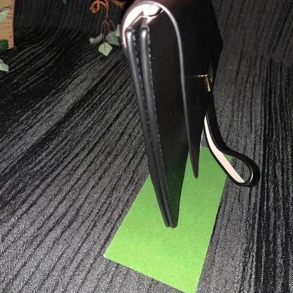 KATE SPADE WRISTLET BLACK NWT - Picture 7 of 11